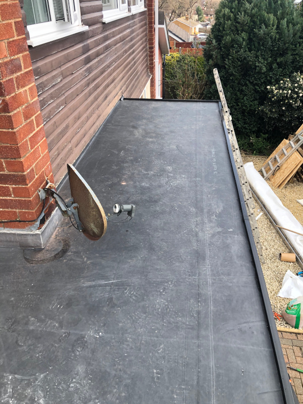 FLat roof repairs and replacements.